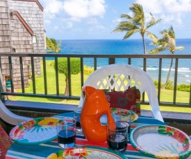 Sealodge J9-top floor with oceanfront views, beach gear, private lanai, pool