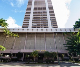 Royal Kuhio-Oceanviews, Parking & Wifi included