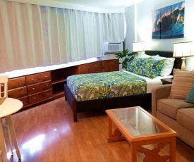 Waikiki Marina Apt, Ocean view, Free Parking & Wifi