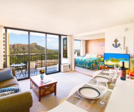 34 Floor with Panoramic Ocean and Diamond Head Views | 1 Block to Beach | Free Parking & WIFI