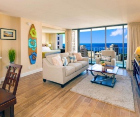 High-end 30th Floor with Panoramic Ocean Views | 1 Block to Beach | Free Parking & WIFI