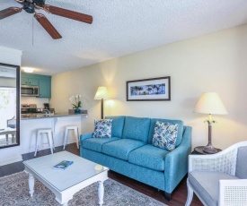 Beautifully Upgraded, Full Kitchen, Comfy King Bed, AC condo